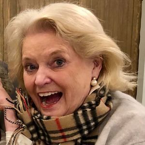 Meet your Posher, Dymple